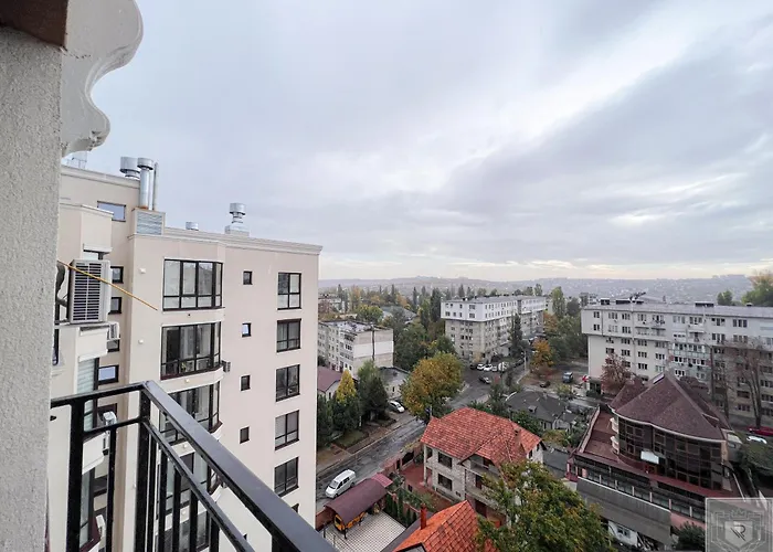 Renthouse Apartments Perla